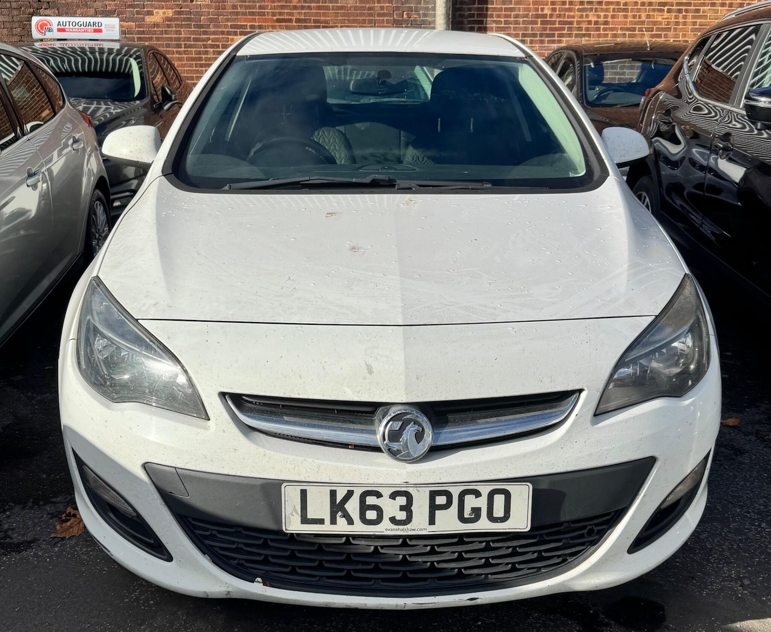 Used Vauxhall Astra 2013 for sale - 76472399: Photo 2