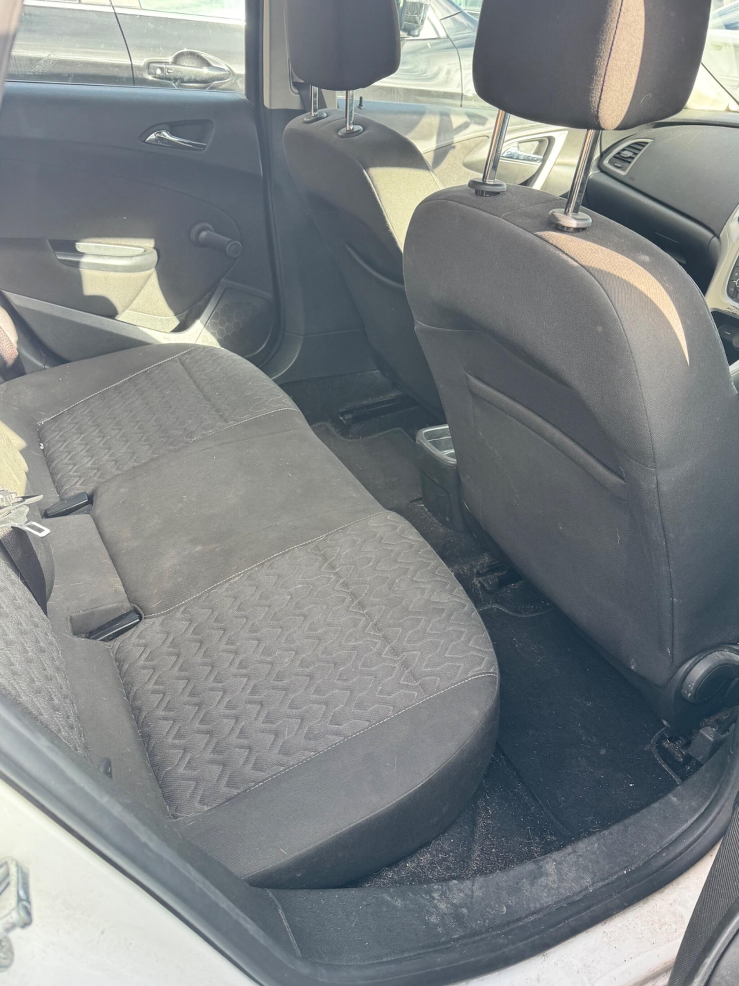 Used Vauxhall Astra 2013 for sale - 76472399: Photo 4