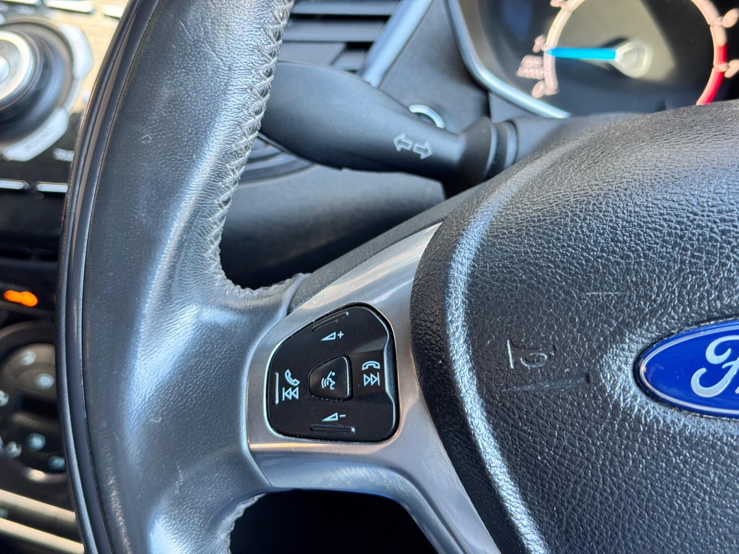 Used Ford Fiesta 2013 for sale - 76327294: Photo 44
