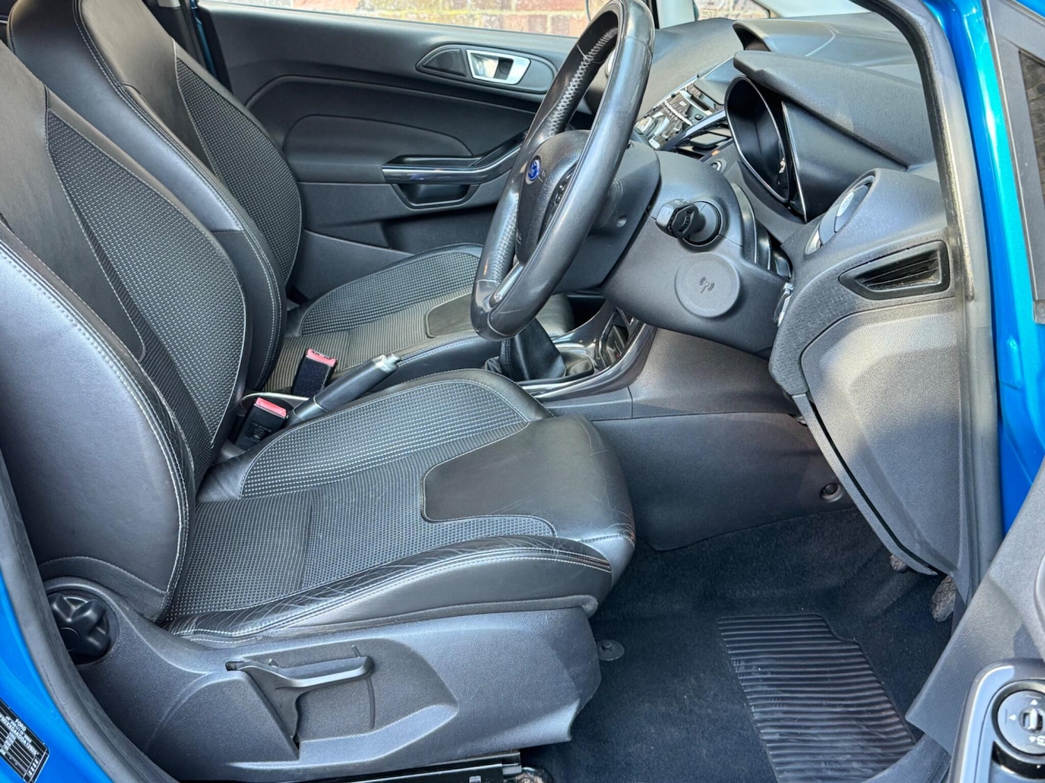 Used Ford Fiesta 2013 for sale - 76327294: Photo 6