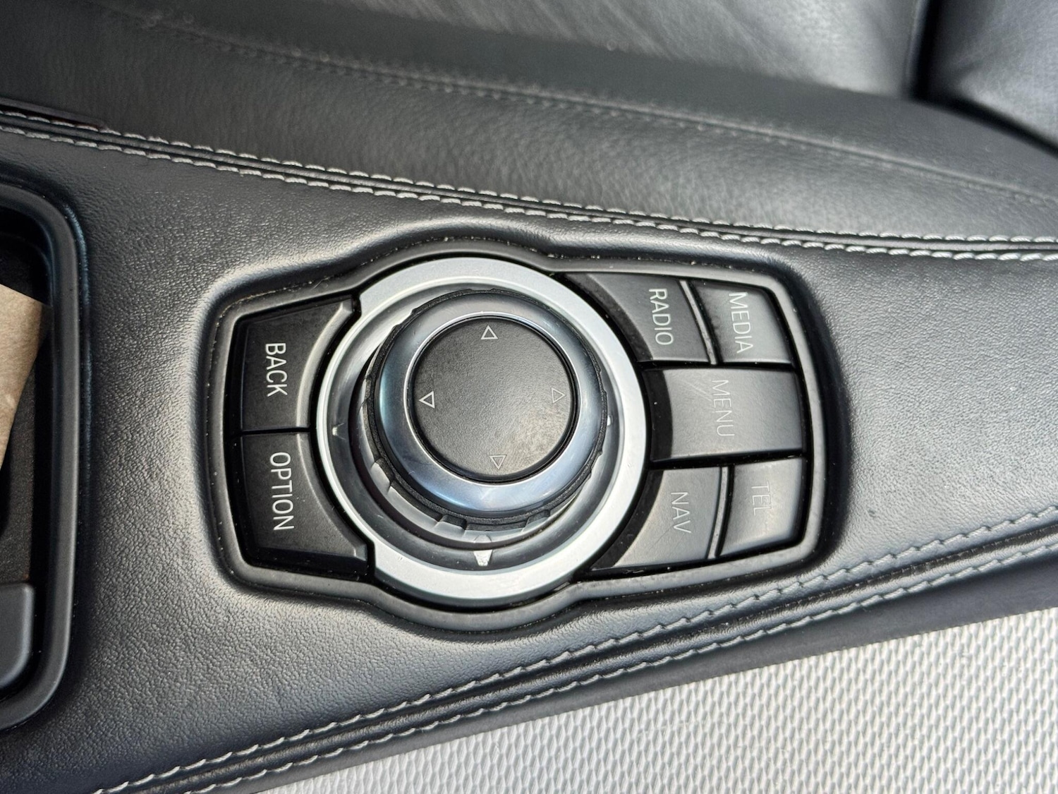 Used BMW 6 Series 2014 for sale - 76325936: Photo 33