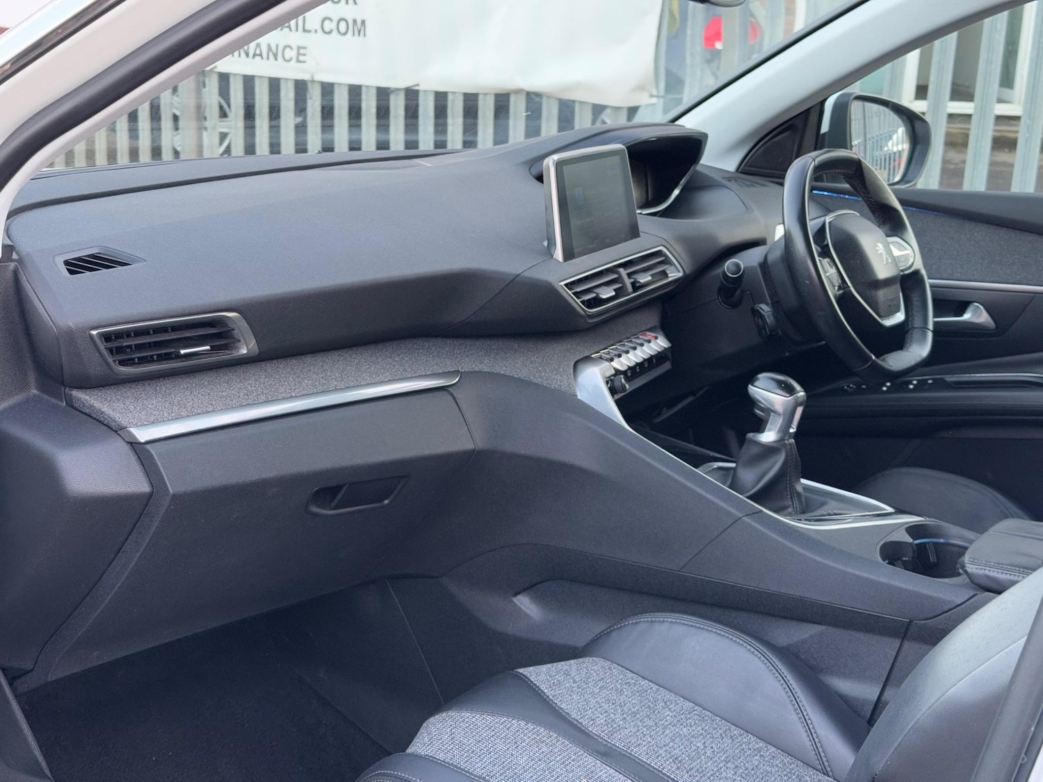 Used Peugeot 3008 2017 for sale - 76326158: Photo 5