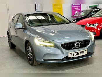 Used Volvo V40 2016 for sale - 76326315: Photo