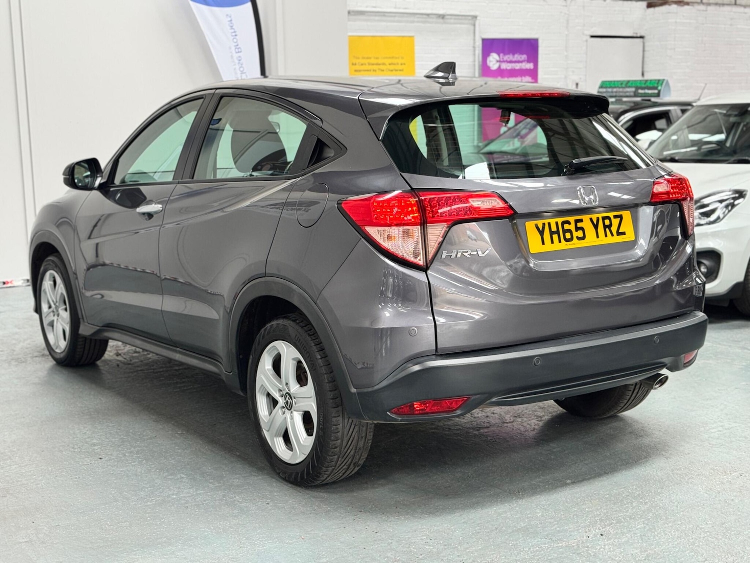 Used Honda HR-V 2015 for sale - 76326123: Photo 13