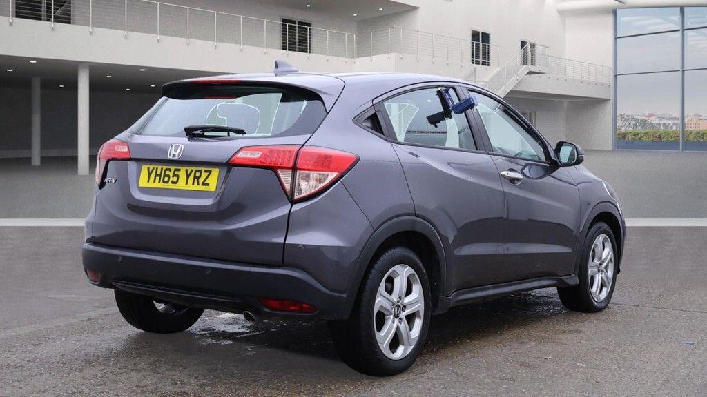 Used Honda HR-V 2015 for sale - 76326123: Photo 5