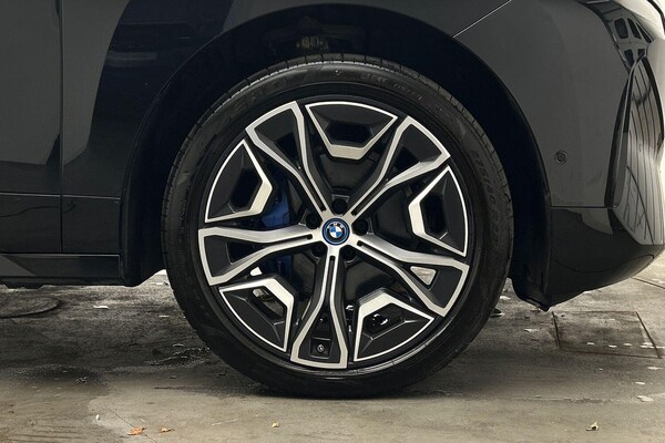 Used BMW iX 2021 for sale - 75647387: Photo 15