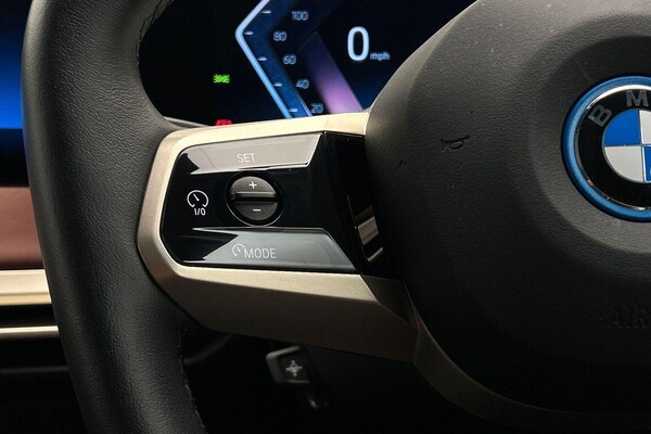 Used BMW iX 2021 for sale - 75647387: Photo 18