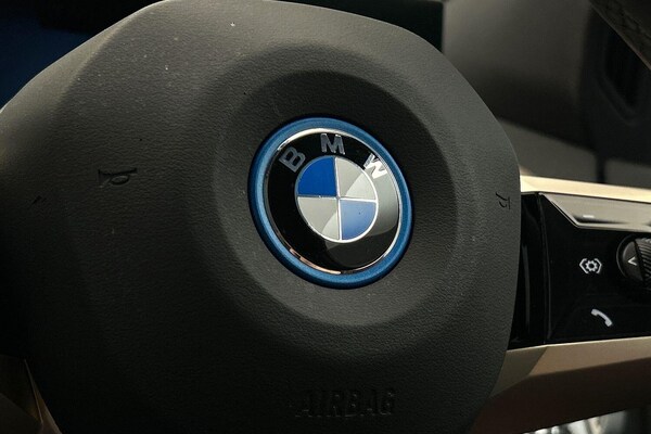 Used BMW iX 2021 for sale - 75647387: Photo 28