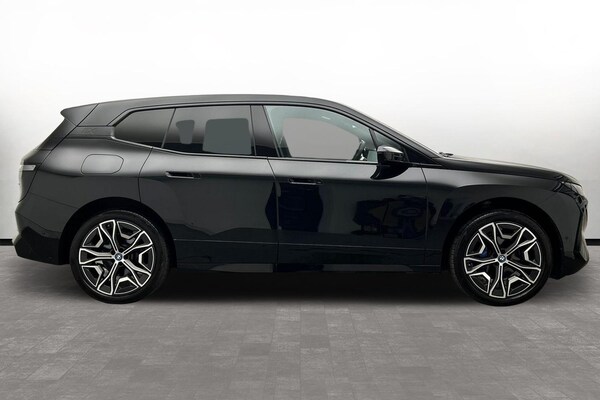 Used BMW iX 2021 for sale - 75647387: Photo 3