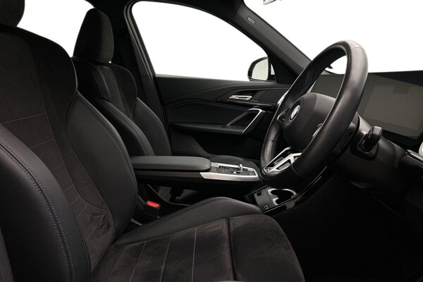 Used BMW iX1 2023 for sale - 75646042: Photo 12