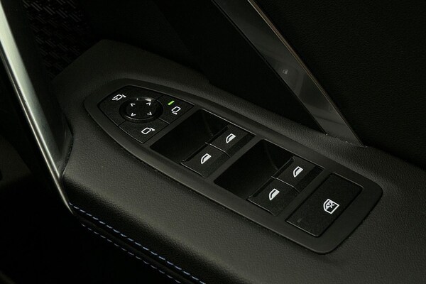 Used BMW iX1 2023 for sale - 75646042: Photo 23