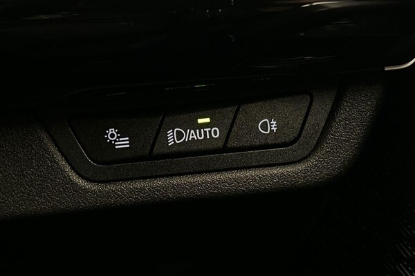 Used BMW iX1 2023 for sale - 75646042: Photo 25