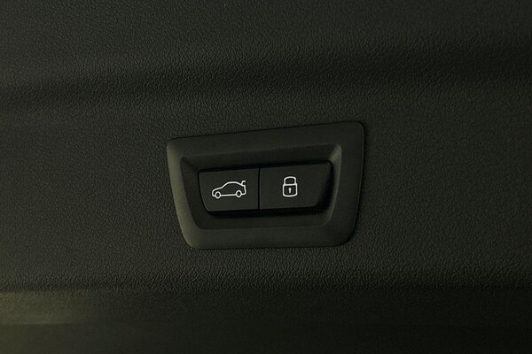 Used BMW iX1 2023 for sale - 75646042: Photo 30