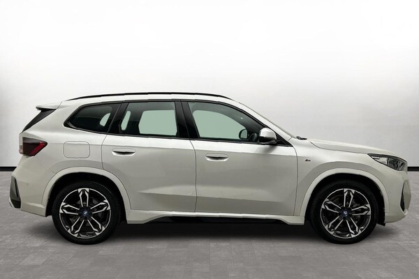 Used BMW iX1 2023 for sale - 75646042: Photo 3