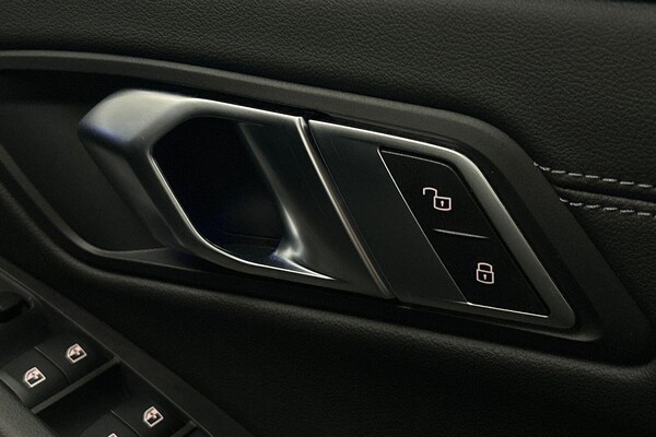 Used BMW 3 Series 2021 for sale - 75532372: Photo 24