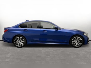 Used BMW 3 Series 2021 for sale - 75532372: Photo