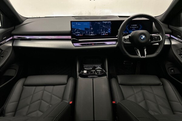 Used BMW i5 2025 for sale - 76043382: Photo 5