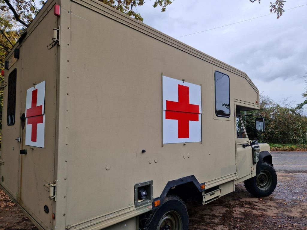 Used Land Rover Defender 130 1994 for sale - 76418681: Photo 18