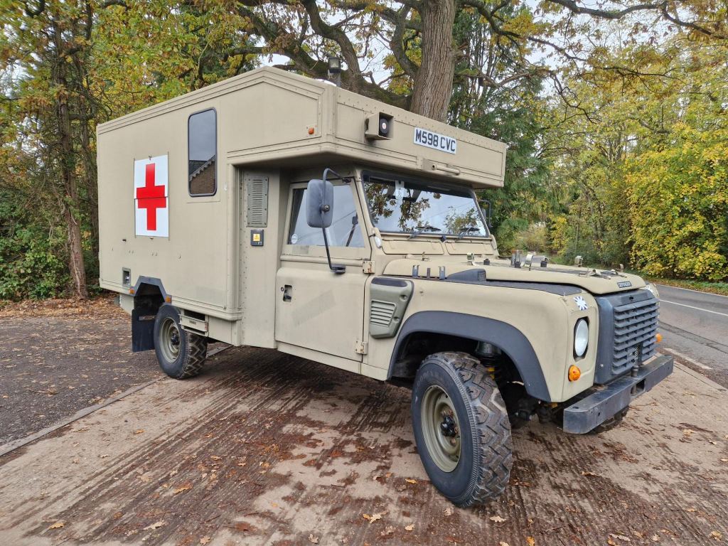 Used Land Rover Defender 130 1994 for sale - 76418681: Photo 2