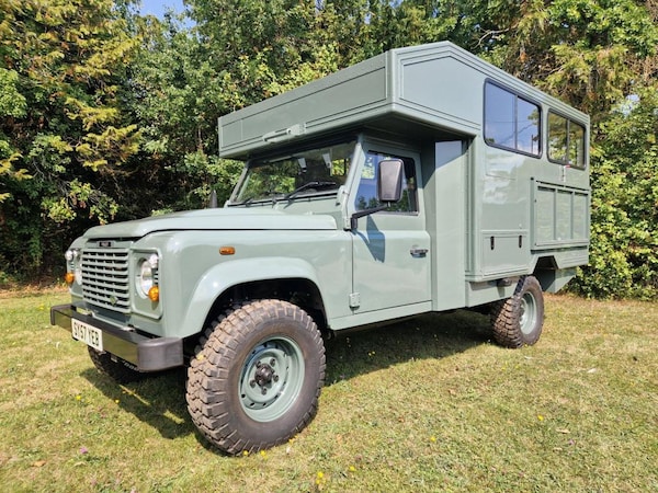 Used Land Rover Defender 130 2008 for sale - 75557348: Photo 5