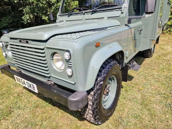 Used Land Rover Defender 130 2004 for sale - 75557339: Photo 15
