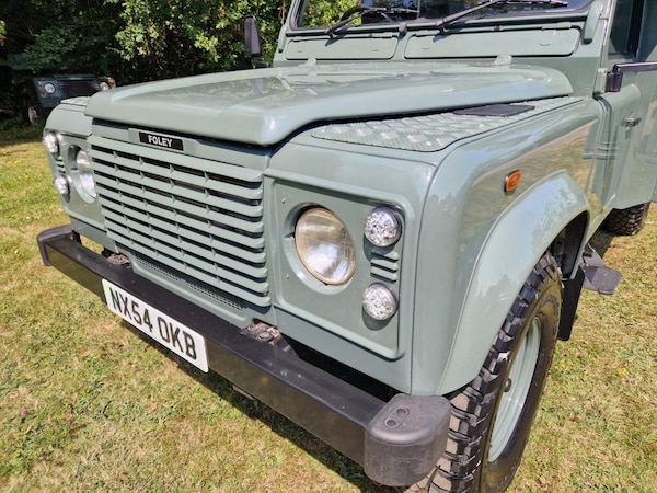 Used Land Rover Defender 130 2004 for sale - 75557339: Photo 16
