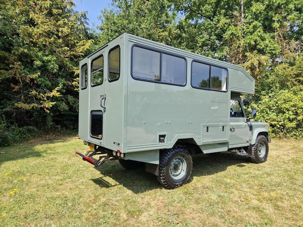Used Land Rover Defender 130 2004 for sale - 75557339: Photo 21
