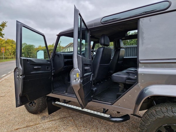 Used Land Rover Defender 2016 for sale - 76198782: Photo 20