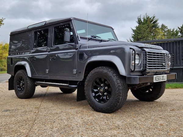 Used Land Rover Defender 2016 for sale - 76198782: Photo 2