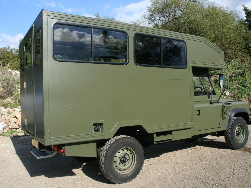 Used Land Rover Defender 130 1994 for sale - 76637229: Photo 5