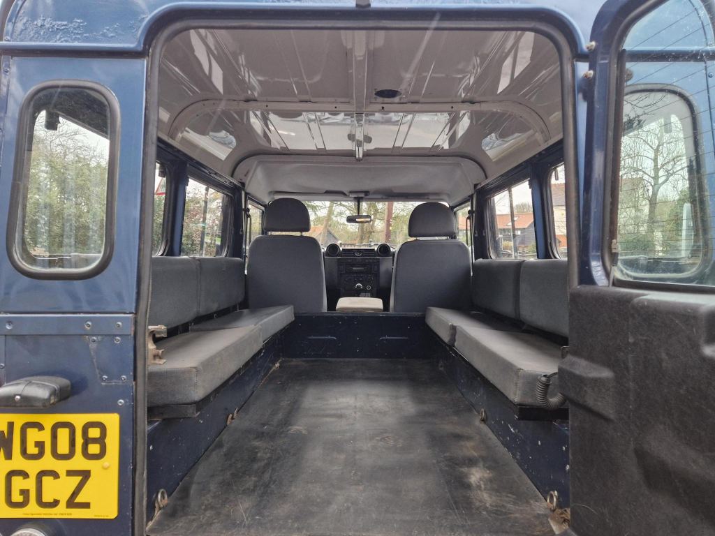 Used Land Rover Defender 2008 for sale - 77304059: Photo 10