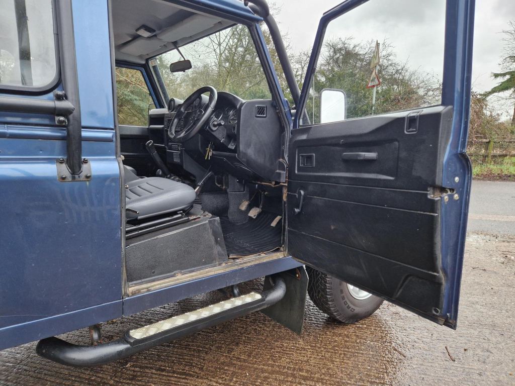 Used Land Rover Defender 2008 for sale - 77304059: Photo 24