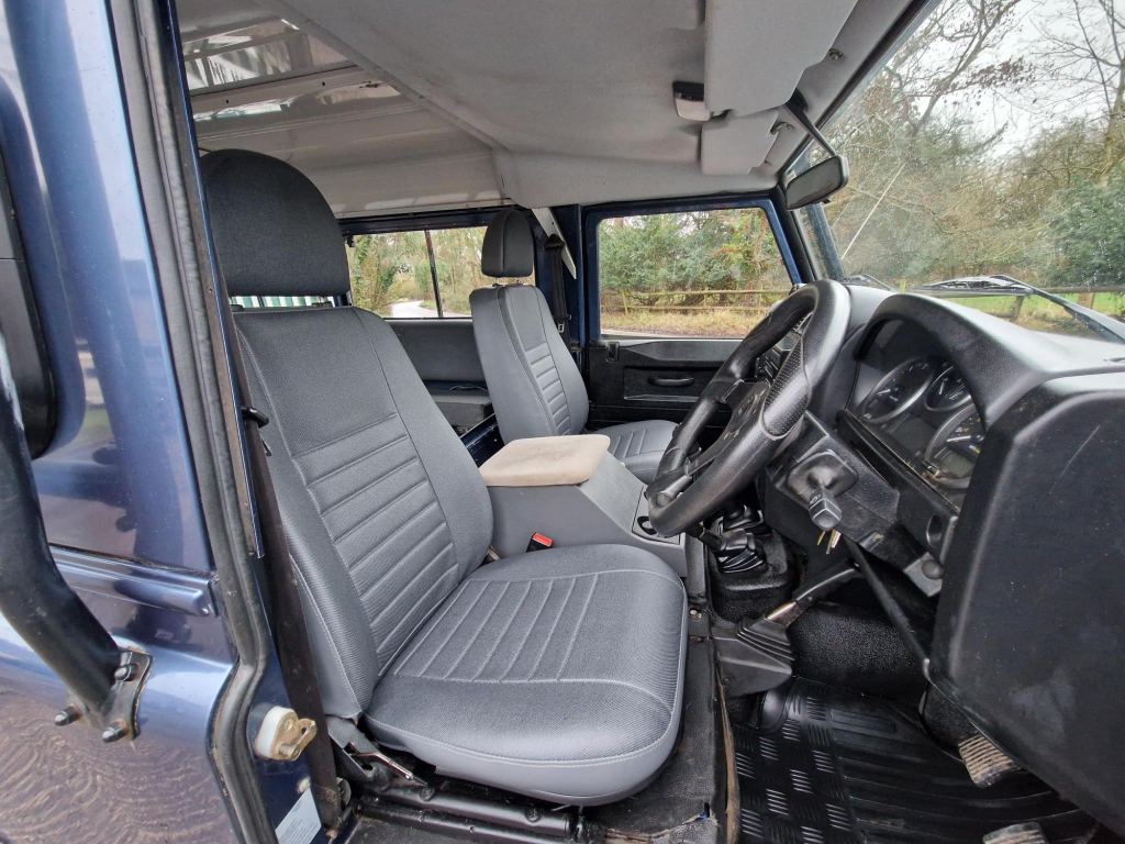 Used Land Rover Defender 2008 for sale - 77304059: Photo 6