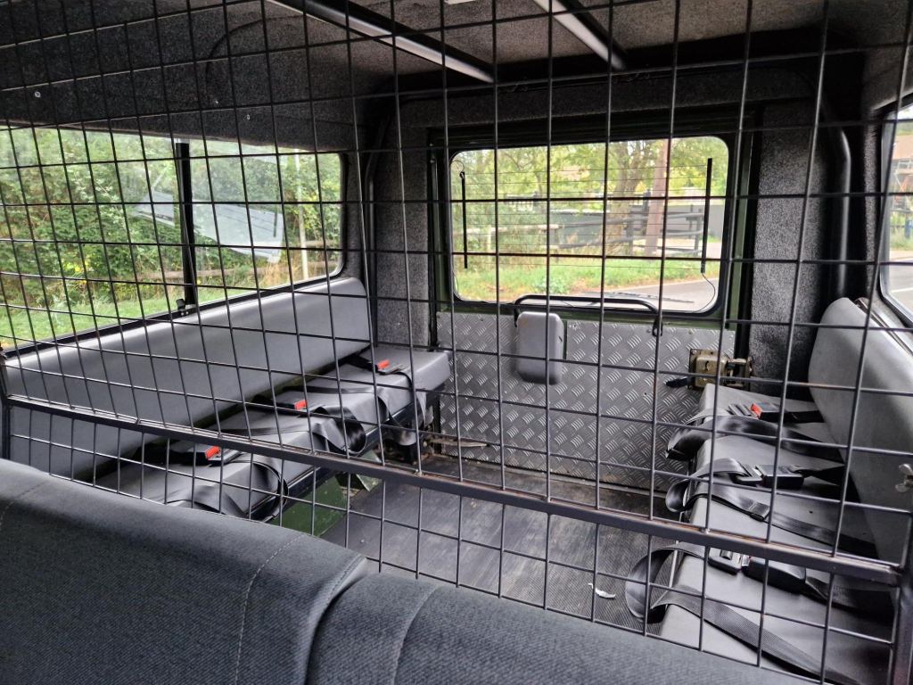 Used Land Rover Defender 130 1991 for sale - 76082966: Photo 10