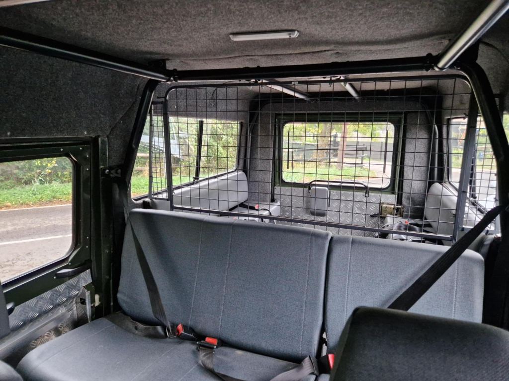 Used Land Rover Defender 130 1991 for sale - 76082966: Photo 14