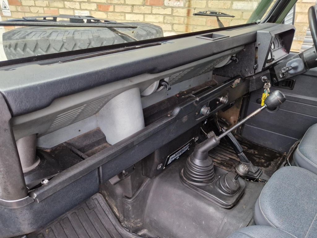 Used Land Rover Defender 130 1991 for sale - 76082966: Photo 18