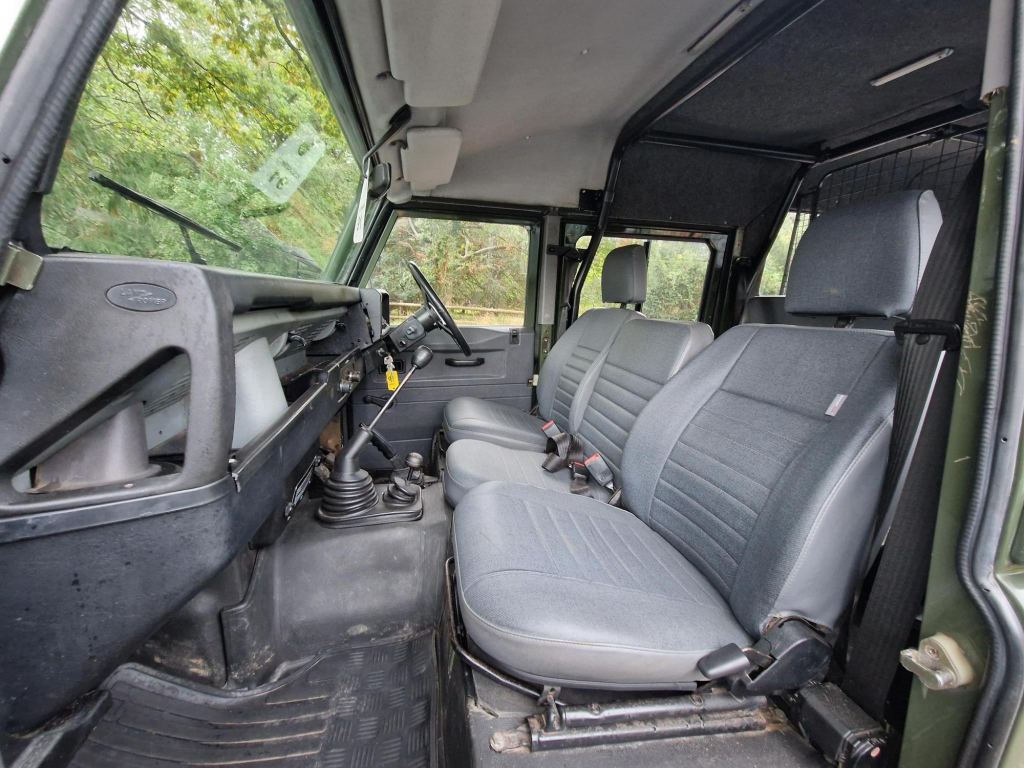 Used Land Rover Defender 130 1991 for sale - 76082966: Photo 7