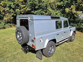 Used Land Rover Defender 110 2015 for sale - 75557349: Photo