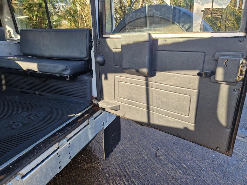 Used Land Rover Defender 1998 for sale - 77453794: Photo 20