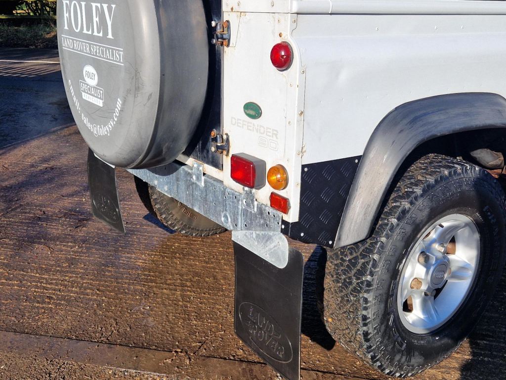 Used Land Rover Defender 1998 for sale - 77453794: Photo 4