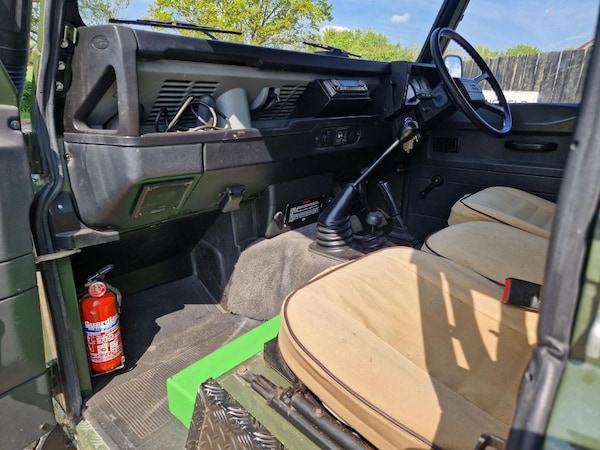 Used Land Rover Defender 90 1990 for sale - 75557344: Photo 24