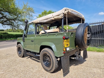 Used Land Rover Defender 90 1990 for sale - 75557344: Photo