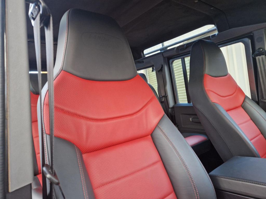 Used Land Rover Defender 110 for sale - 77371123: Photo 13