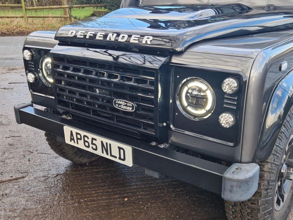 Used Land Rover Defender 110 for sale - 77371123: Photo 15