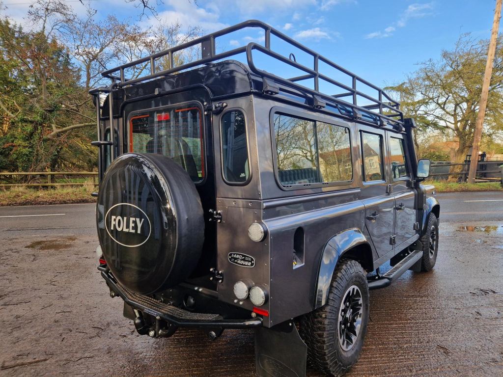 Used Land Rover Defender 110 for sale - 77371123: Photo 2