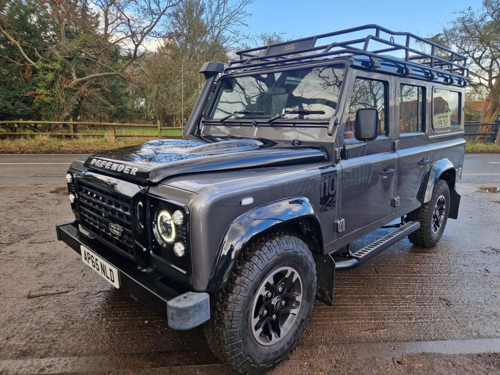 Used Land Rover Defender 110 for sale - 77371123: Photo 21