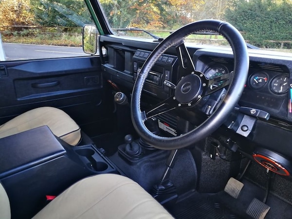 Used Land Rover Defender 2002 for sale - 75587578: Photo 17