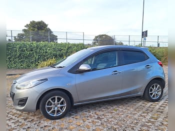 Used Mazda Mazda2 2013 for sale - 79471396: Photo