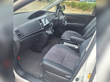 Used Toyota Estima 2013 for sale - 79542848: Photo