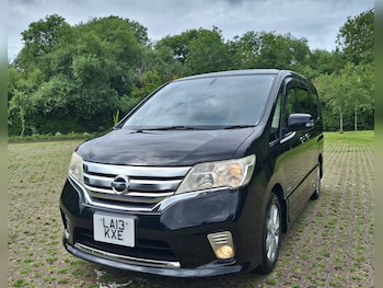 Used Nissan Serena 2013 for sale - 79372564: Photo